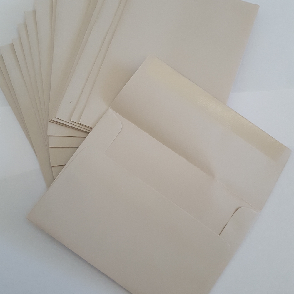250 "Dawn Gray" envelopes
